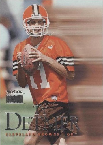 1999 Skybox Premium Ty Detmer #62
