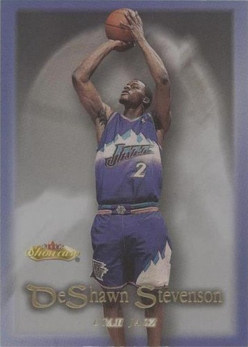 2000-01 Fleer Showcase - DeShawn Stevenson #113