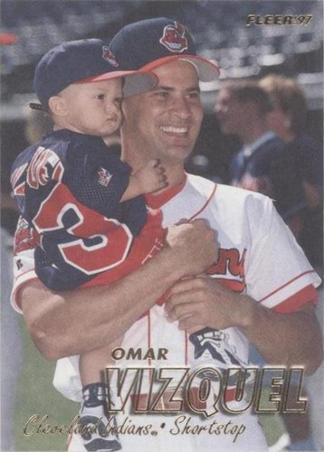 1997 Fleer - Omar Vizquel #92