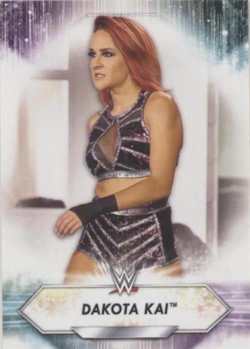 2021 Topps WWE - Dakota Kai #172