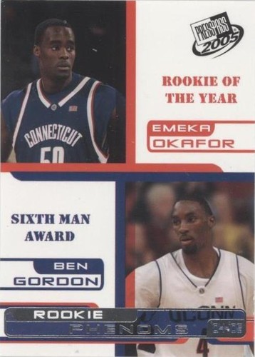 UConn Okafor & Taurasi サイン入り表紙 UConn Okafor & Taurasi サイン入り表紙