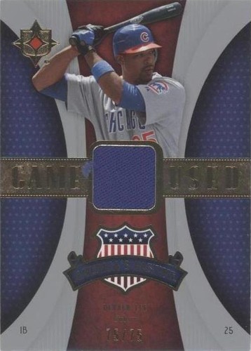 2007 Ultimate Collection - Derrek Lee #PM-DL