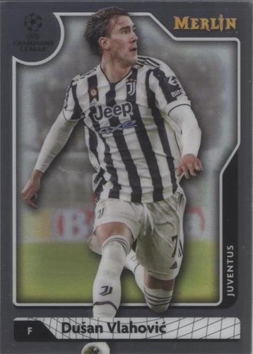 2024-25 Topps Chrome UCC Juventus Dusan Vlahovic Magenta Refractor