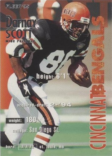1995 Fleer Darnay Scott #70
