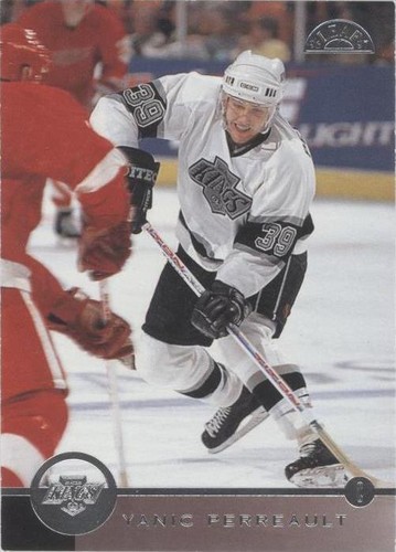 1996-97 Leaf - Yanic Perreault #7