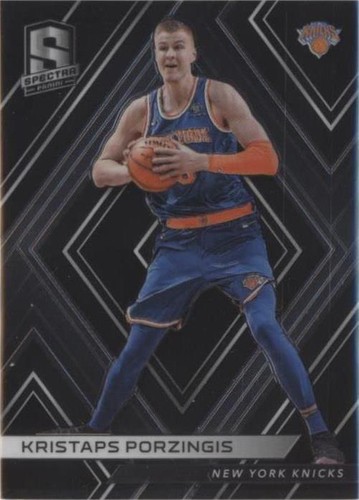 2017-18 Panini Spectra - Kristaps Porzingis #9