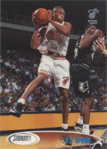 1998-99 Topps Stadium Club - P.J. Brown #163