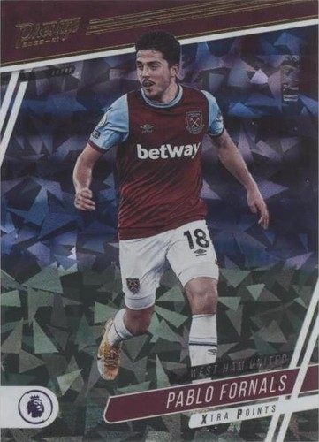 2020-21 Panini Chronicles Pablo Fornals #24
