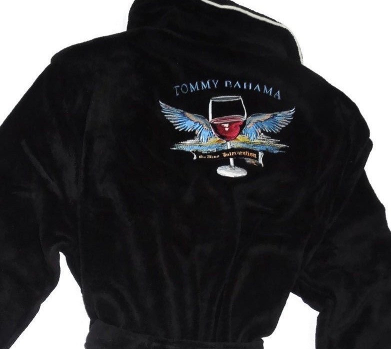 Tommy Bahama men's Black Da Vine Intervention wrap Robe size Large / XL