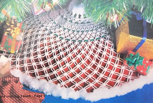 Vintage Taurus Publications Macrame a Merrry Christmas Booklet ©1979