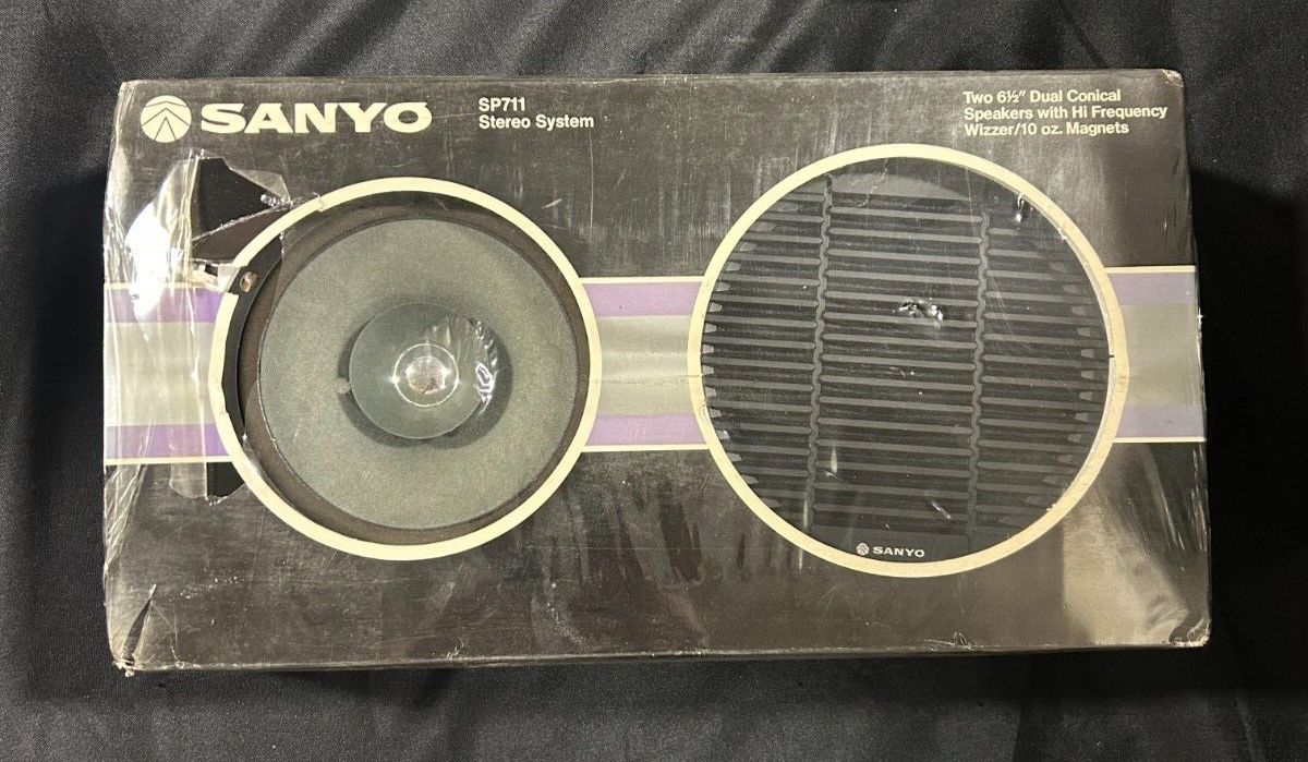 1980S Vintage Sanyo Stereo System Model No. SP711 Size 6 1/2