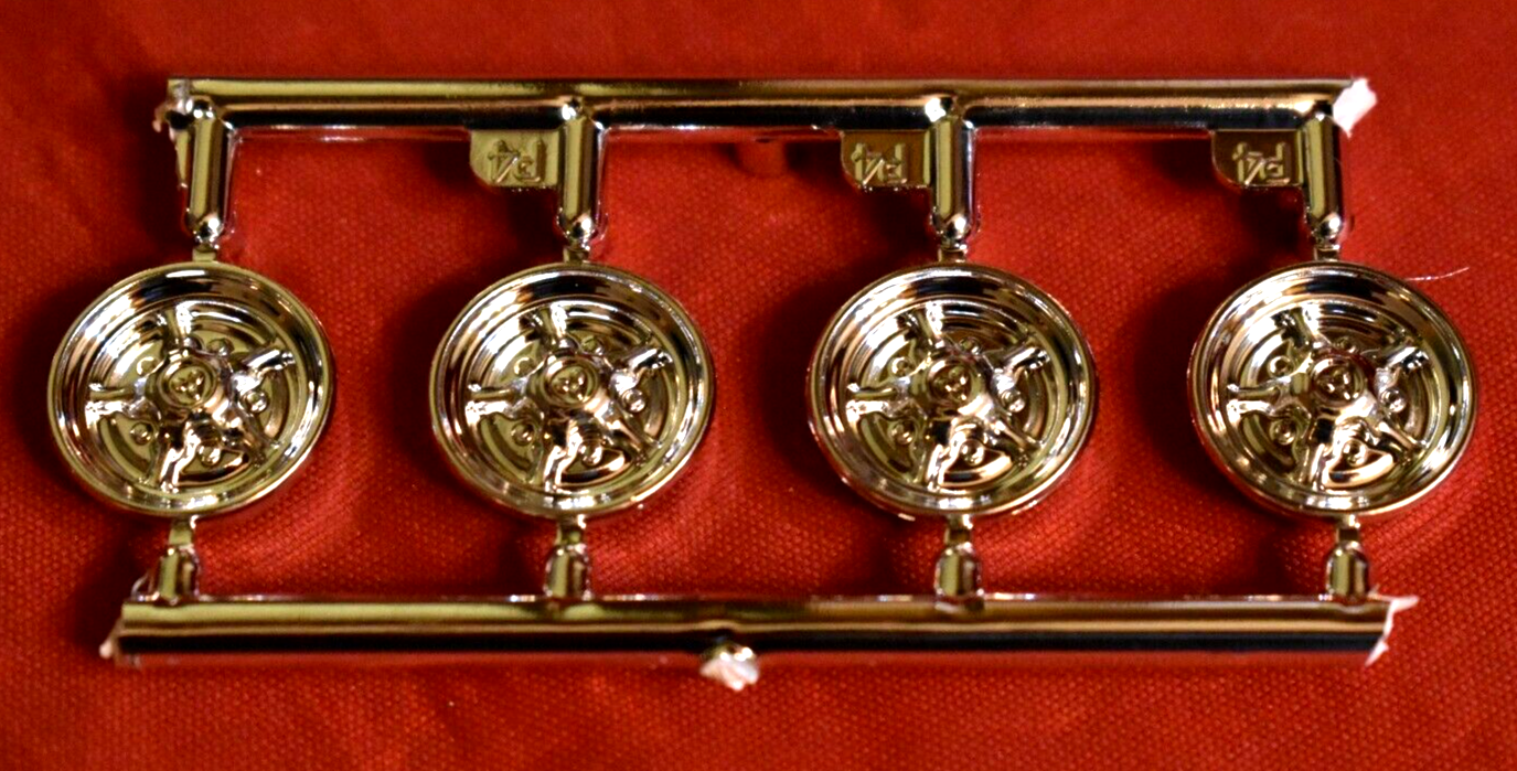 MPC 1968 Dodge Coronet R/T Wheel Covers 1/25 | eBay