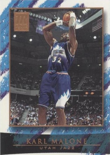 2000-01 Topps Reserve - Karl Malone #32