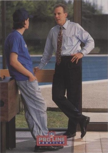 1992 Pro Line Profiles Roger Staubach #44