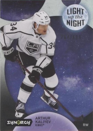 2022 Upper Deck Allure Color Flow Red Orange Spectrum /100