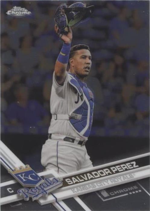 2017 Topps Chrome - Salvador Perez #162