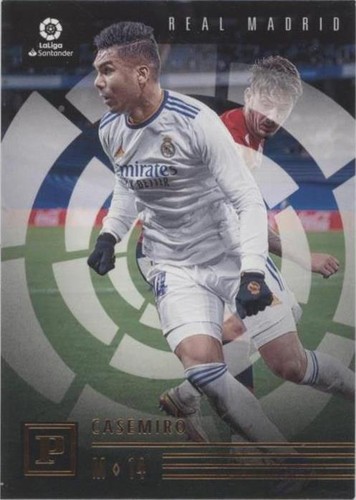 2021-22 Panini Chronicles Casemiro #35