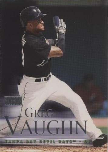 2000 Skybox - Greg Vaughn #182