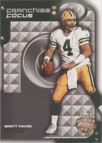2002 Fleer Focus Jersey Edition Brett Favre #12FF