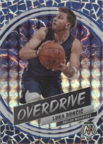 2019 Panini Mosaic Dallas Mavericks Luka Doncic #44 PSA 10 GEM MT