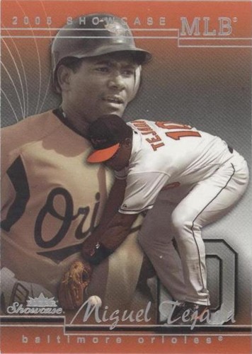 2005 Fleer Showcase - Miguel Tejada #32