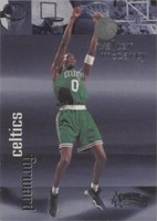 1998-99 Skybox Thunder - Walter McCarty #93