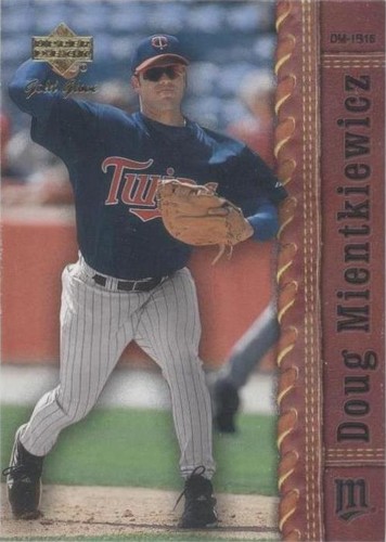 2001 Upper Deck Gold Glove - Doug Mientkiewicz #32