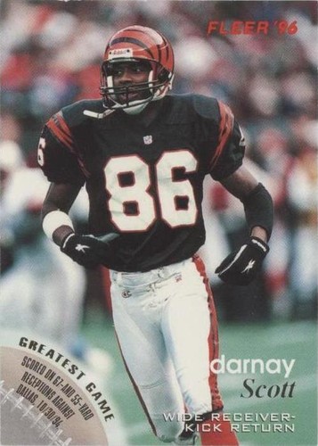 1996 Fleer Darnay Scott #30