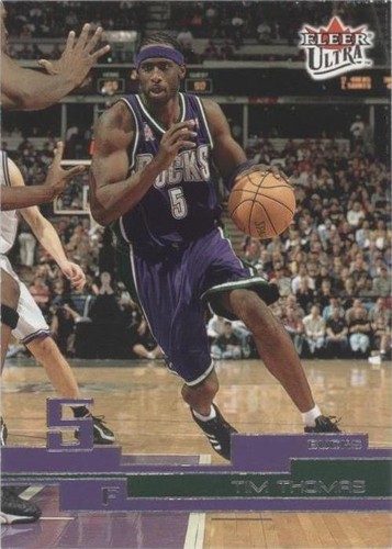 2002-03 Fleer Ultra - Tim Thomas #3