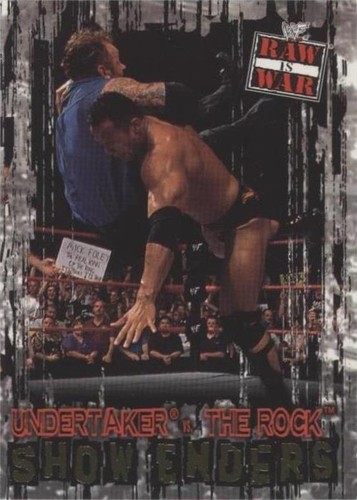 2001 Fleer WWF Raw is War - Undertaker #93
