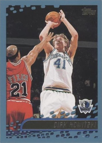 2001-02 Topps - Dirk Nowitzki #49