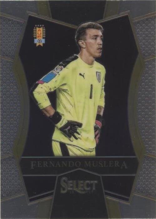 2016-17 Panini Select Fernando Muslera #162