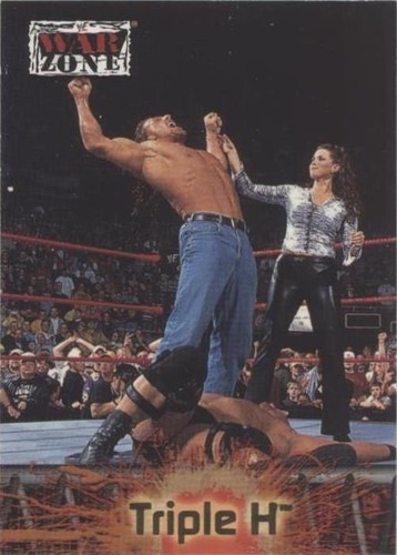 2001 Fleer WWF Raw is War - Triple H #70