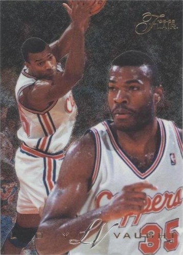 1995-96 Flair - Loy Vaught #63