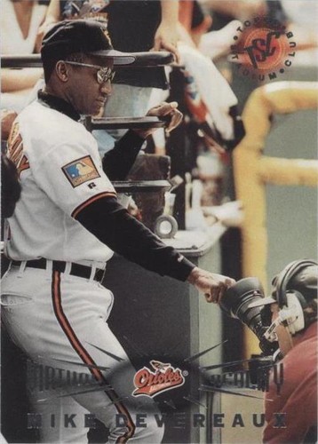 1995 Topps Stadium Club - Mike Devereaux #145