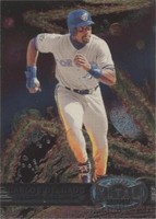 1997 Skybox Metal Universe - Carlos Delgado #182