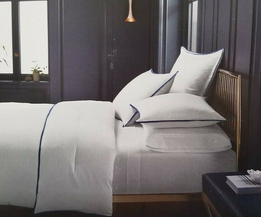 Threshold Signature Hotel Border Frame Queen Comforter & Sham Set White/Navy