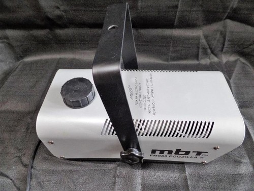 MBT Lighting FM880 Fogzilla 2 Fog Machine DJ Stage Effect & Controller Used