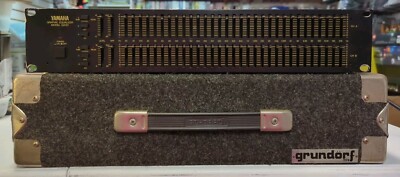 YAMAHA Graphic Equalizer Q2031 120V 25W With Grundorf Rack Case - Working
