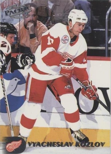 1998-99 Pacific - Vyacheslav Kozlov #196