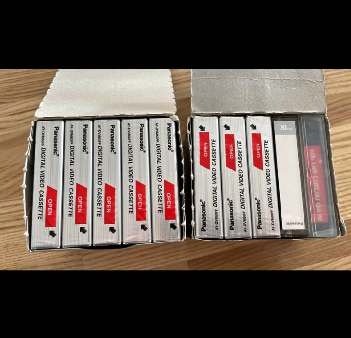 Panasonic AY-DVM60V5×10 Amazon.com: Panasonic AY-DVM60EJ5P MiniDV Tapes (60 Minute