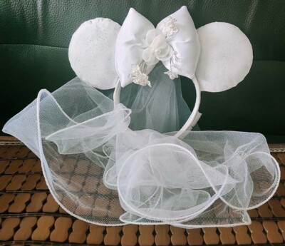 アリバスブラザーズ Mickey and Minnie Bride Arribas Brothers Disney Groom Mickey & Bride Minnie