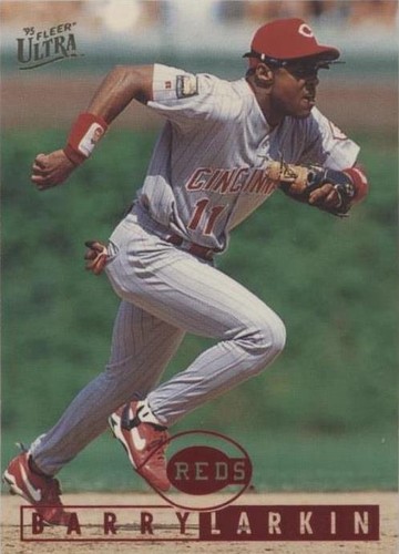 2000 Fleer Ultra Gold Medallion #157 Barry Larkin Cincinnati
