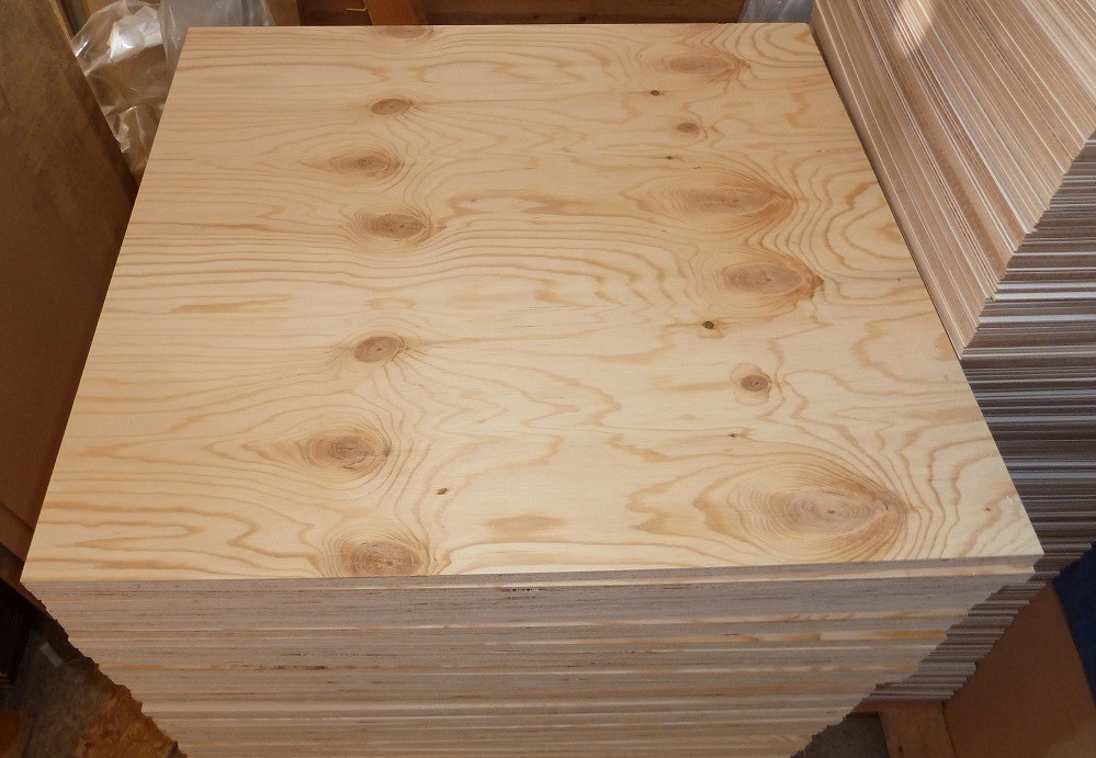 5 Pieces of NEW 18mm Premium Quality Pine Plywood 19in x 14in (482mm x