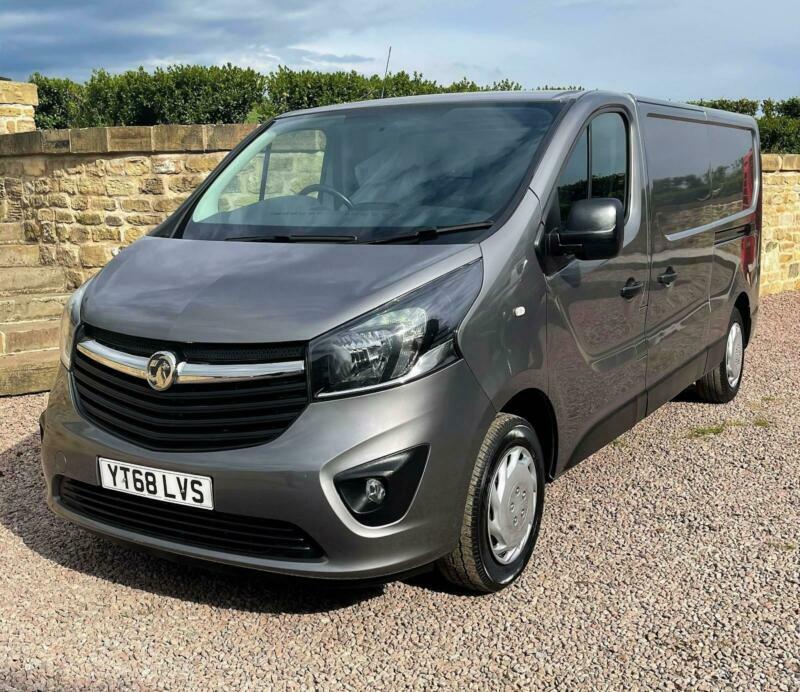 2018 (68) Vauxhall Vivaro Sportive 2900 1.6CDTi Grey 1 Owner Diesel LWB