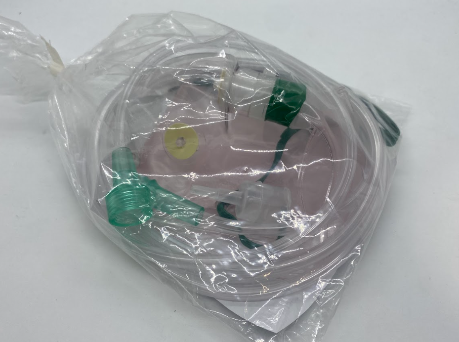 Vyaire Medical (001362), O2 Mask, 3-in-1, 7 ft U-Conn-It Tubing, EXP: 2028-01-03