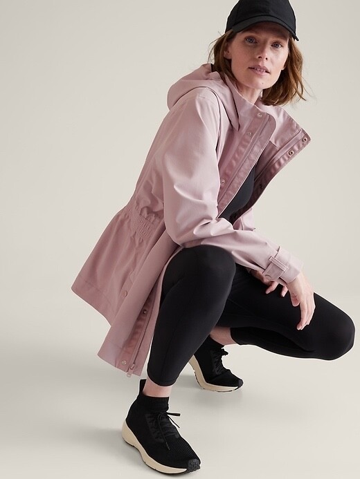 

Тренч ATHLETA RainOut Sutro , средний | Дымчато-лиловый #986278 НОВИНКА, Розовый