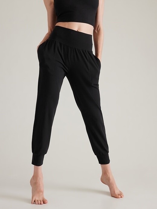 ATHLETA Salutation Jogger SP Small Petite SP | Черные брюки #531288 НОВИНКА