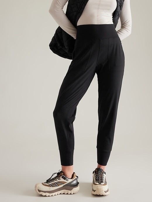 

ATHLETA Venice Jogger  Большой | Черные брюки #597888 НОВИНКА, Черный, Athleta Sculptek