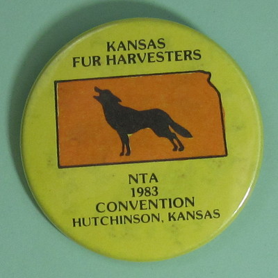 1983 Hutchinson Kansas NTA National Trapping Association Membership Pin Button